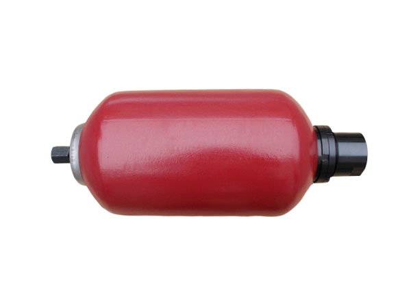 活塞式蓄能器實際應用中有哪些優(yōu)點？