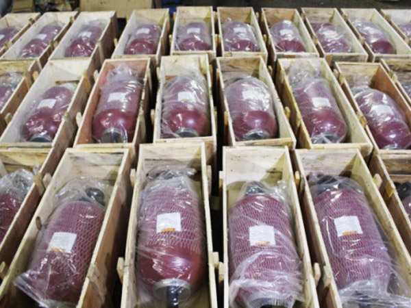 皮囊式蓄能器使用在哪些方面用途？