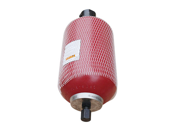 具體了解關于活塞式蓄能器的發(fā)展歷史？